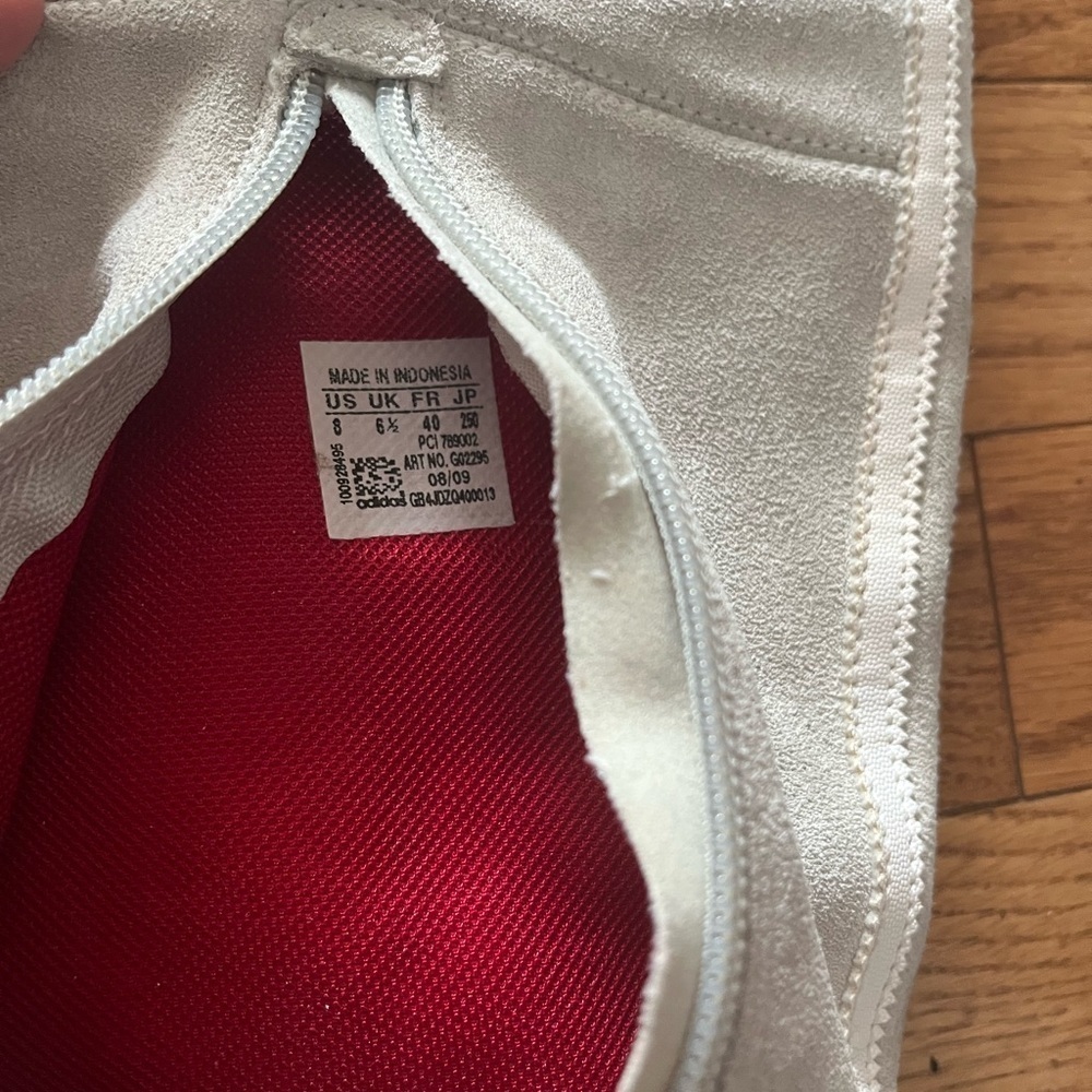 [US8]Adidas Originals AROSAHI SLEEK Flat Suede Boots Logo White Gray Rare NWOT - Picture 9 of 9